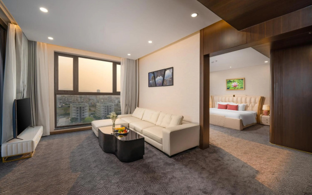 Golden Lotus Grand – Guest Rooms – Da Nang