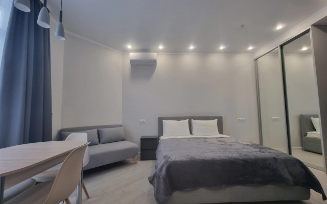 Delyuks na Pribrezhnoy 10 Deluxe Apartment