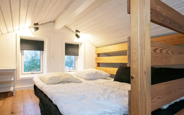 Cozy Holiday Home in Ã†rÃ¸skÃ¸bing near Harbour