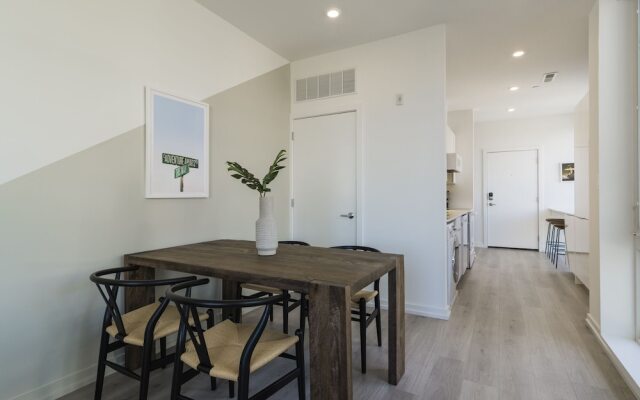 Abode Philadelphia - Center City Convention Center