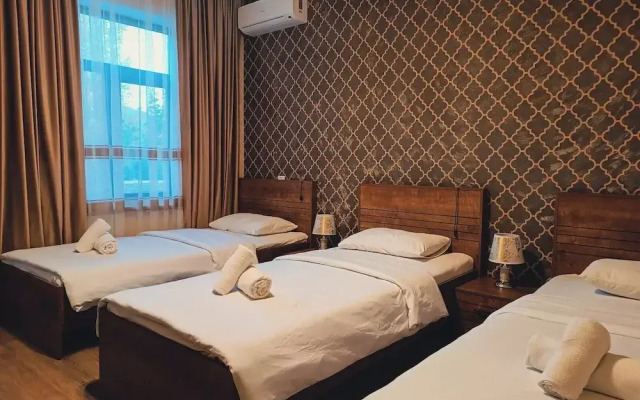 Tulpan Hotel