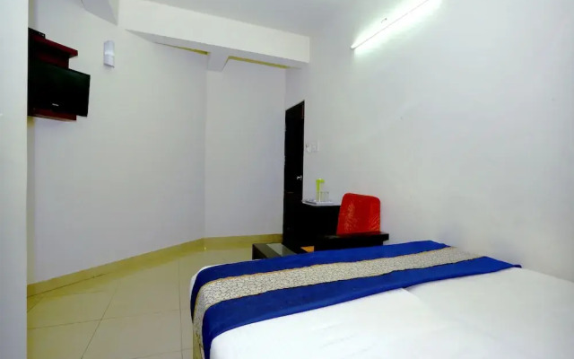 OYO 9116 Thamburu International Hotel