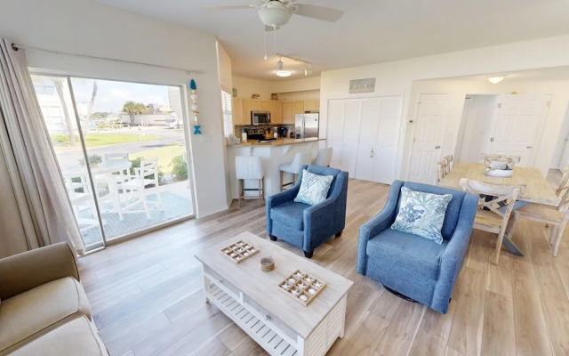 Sandpiper Cove 9141 3 Bedroom Condo by RedAwning