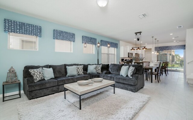 5448 Misty oak Circle