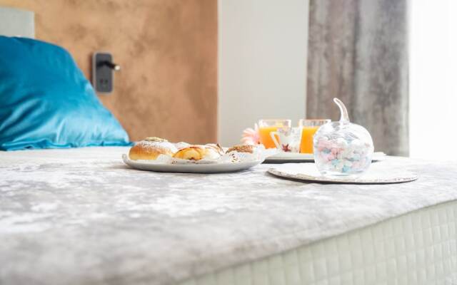 Palermo Historia Rooms and Suites