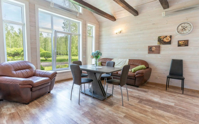 Дом на лесной опушке