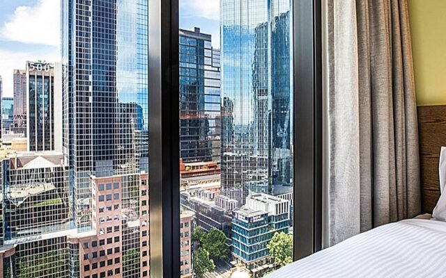 Holiday Inn Express Melbourne Little Collins by IHG
