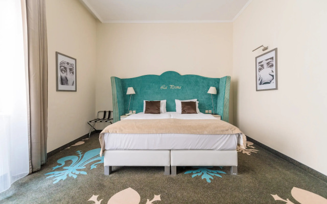 La Prima Fashion Hotel