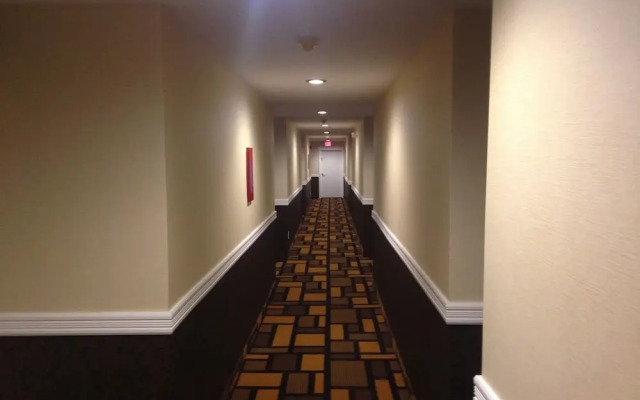 Days Inn By Wyndham Sylvan Lake