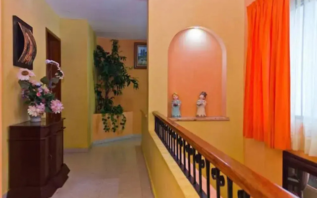 Room in B&B - Sunset Double Room in Stunning Villa Playacar Ii