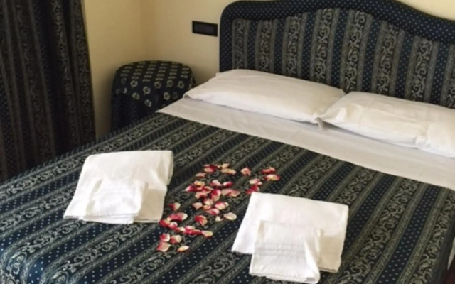 Yachting Hotel Mistral