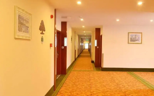GreenTree Inn Qingdao Jiaozhou Bus Terminal Station Haier Avenue Express Hotel