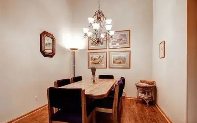 Ski Hill by Pinnacle Lodging