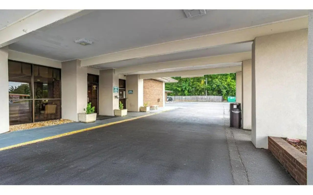 Northgate Inn by Townhouse Hattiesburg I-59