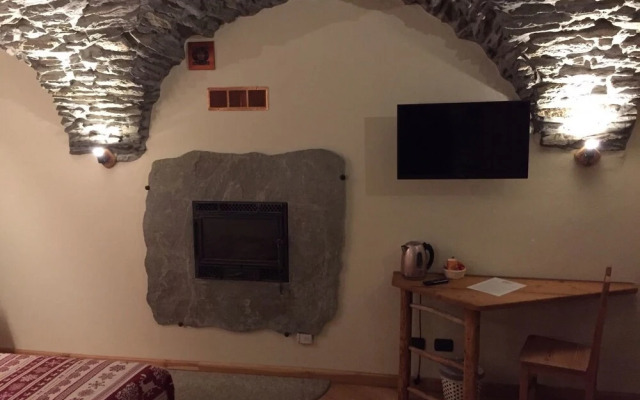 Le Petit Fenestrelle