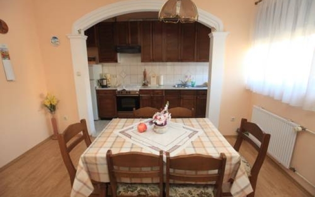Apartments Sustic