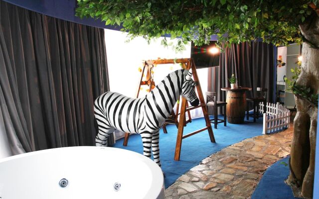 Luoyang Provence Theme Hotel