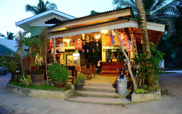 Dumaluan Beach Resort