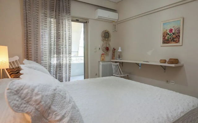 Stylish Athinas House in Kallithea