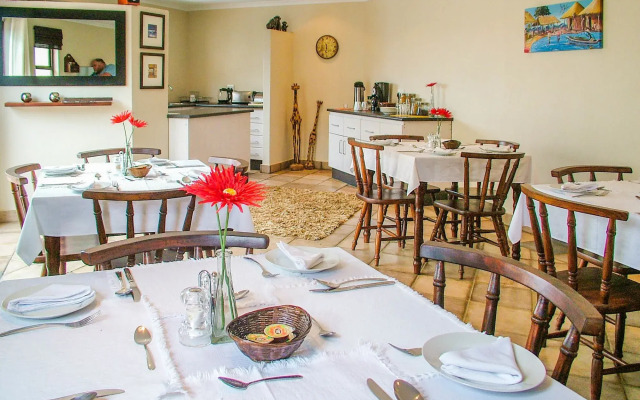 Lalapanzi Guest Lodge