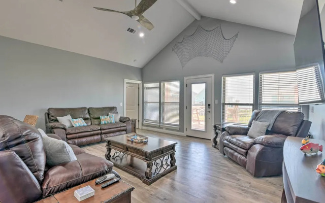 Ocean View + Wraparound Deck: Crystal Beach Home!