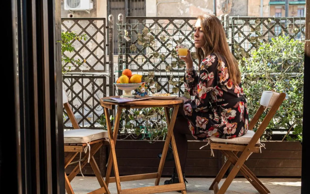 Lakkios Charming Suites and Rooms