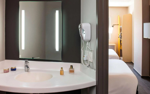 ibis Mazatlán Marina