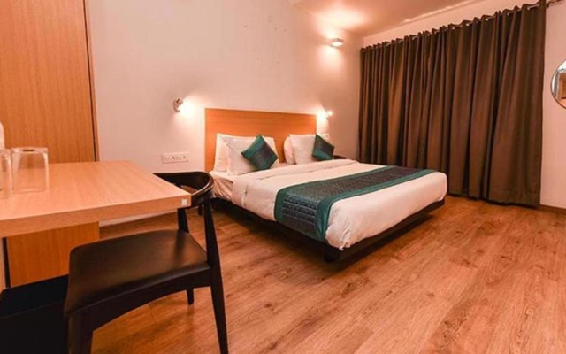 FabHotel La Serene Punjabi Bagh