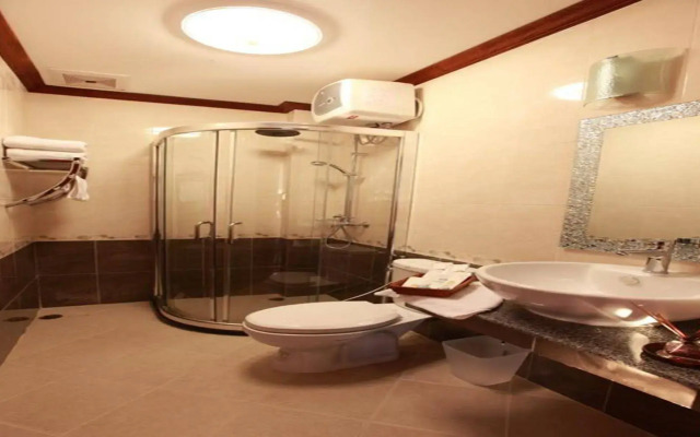 Manorom Boutique Hotel