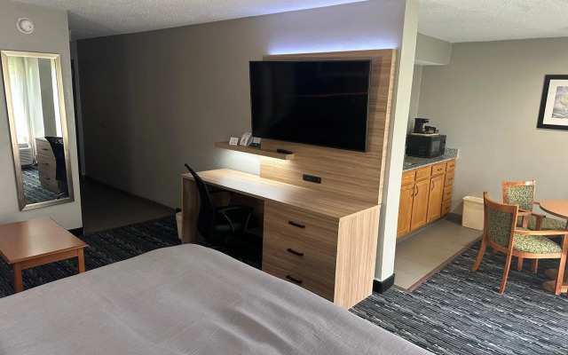 Quality Inn Rochester South