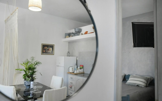Panorama Studios & Apartments