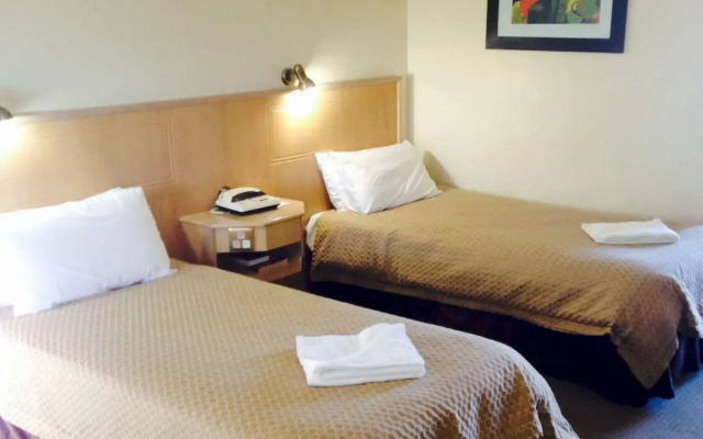 Nightcap at Roxby Downs