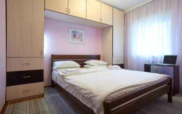 Boryspil Airport Sleep&Fly GuestHouse