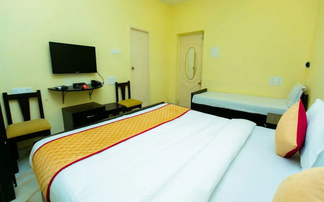 The ECR Grand Residency by OYO Rooms