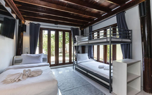 ModernTraditional4Bedroom PoolVilla T70