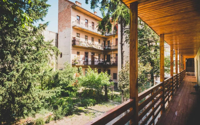 Zen Hostel by Pura Vida