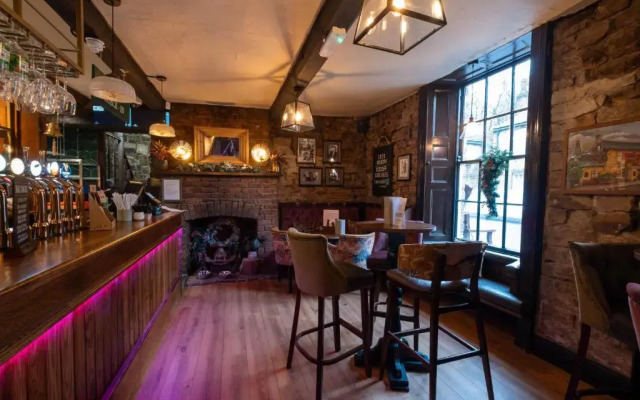 Rockingham Arms by Greene King Inns