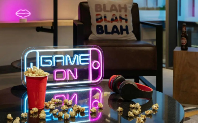 Moxy Alfragide Lisboa