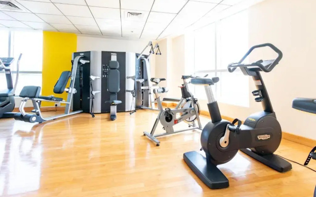 Quintessential Quarters - Breathtaking 29th Floor Views