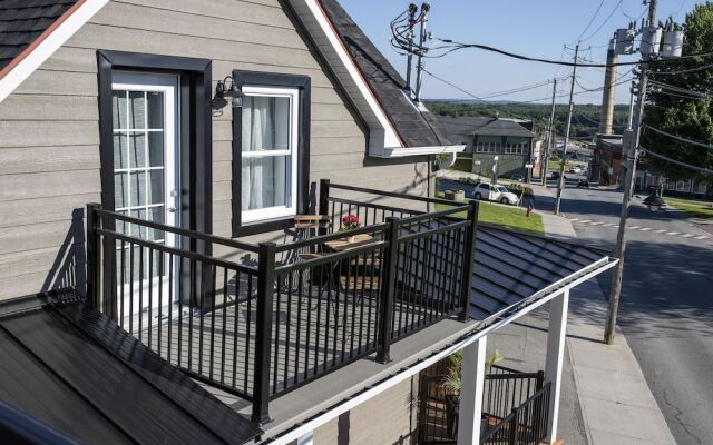 Square Victoria Maison Hôtelière