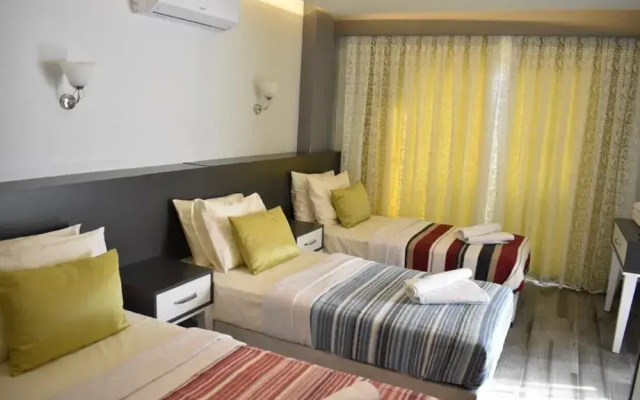 Bone Apart Otel