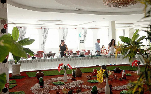 Hanh Phuc Hotel