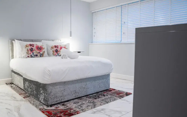 Stunning 2-bed Ground Floor Flat in Birmingham