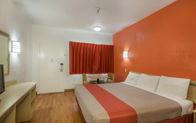 Americas Best Value Inn & Suites Humble