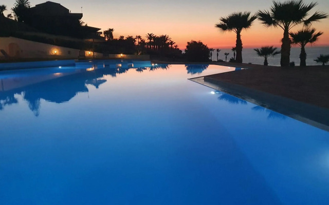 Stella Beach Hotel