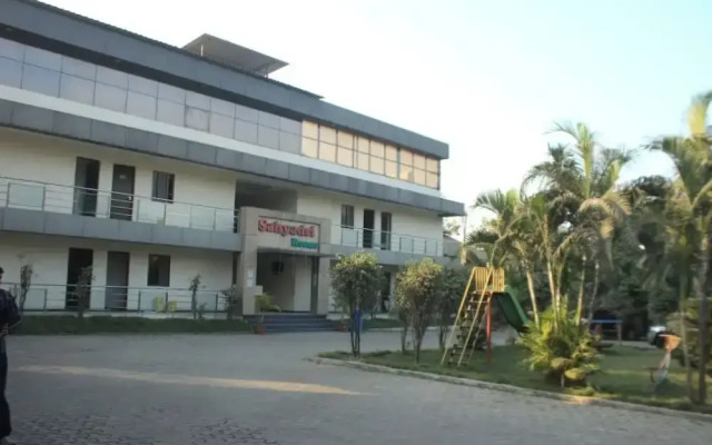 Sahyadri Guest House