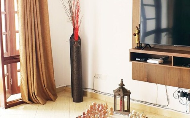 2 Bedroom Apartment With Pool and Views