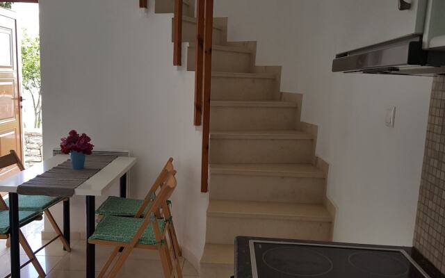 Splendid Holiday Home With Swimming Pool