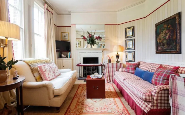 English Country House Charm