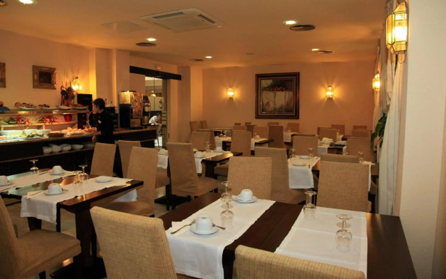 Hotel Cervantes